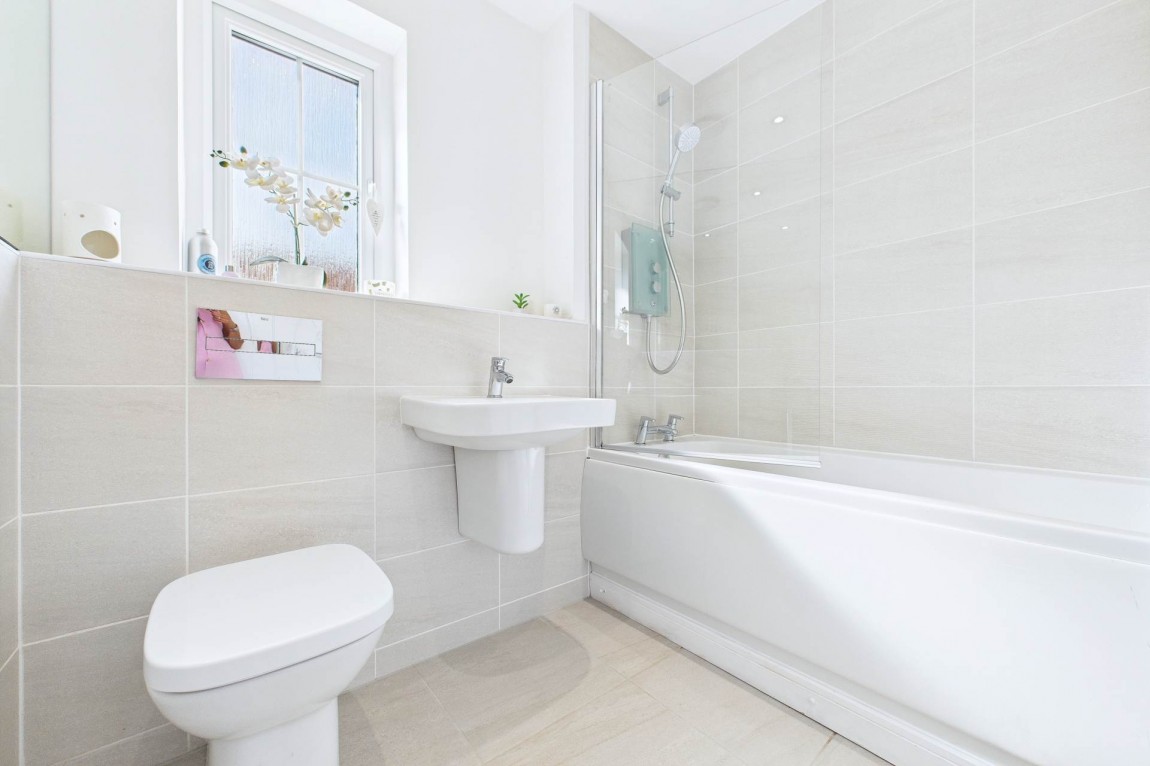 Images for Jackson Crescent, Moodiesburn, Glasgow