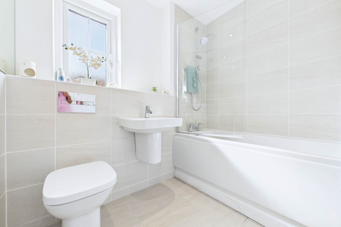 Images for Jackson Crescent, Moodiesburn, Glasgow