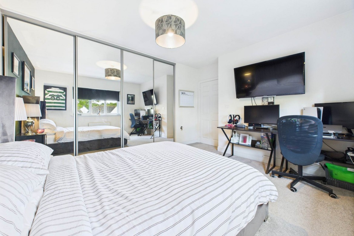 Images for Broomhouse Crescent, Uddingston