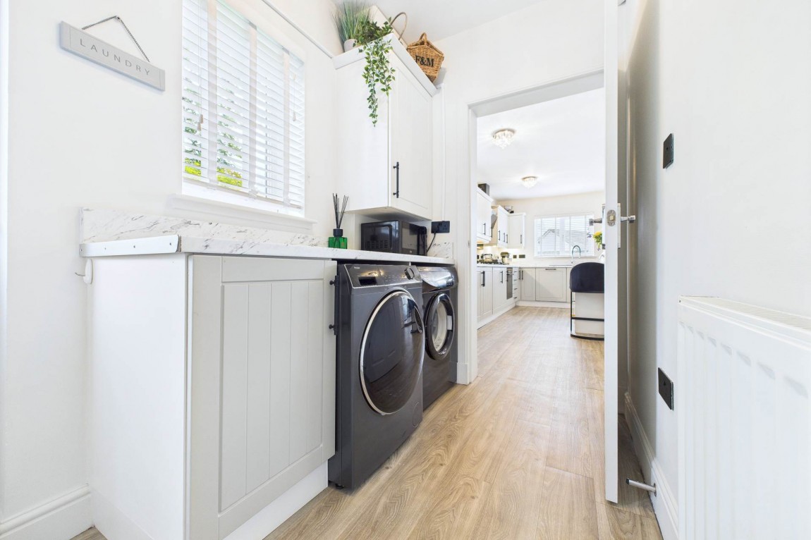 Images for Broomhouse Crescent, Uddingston