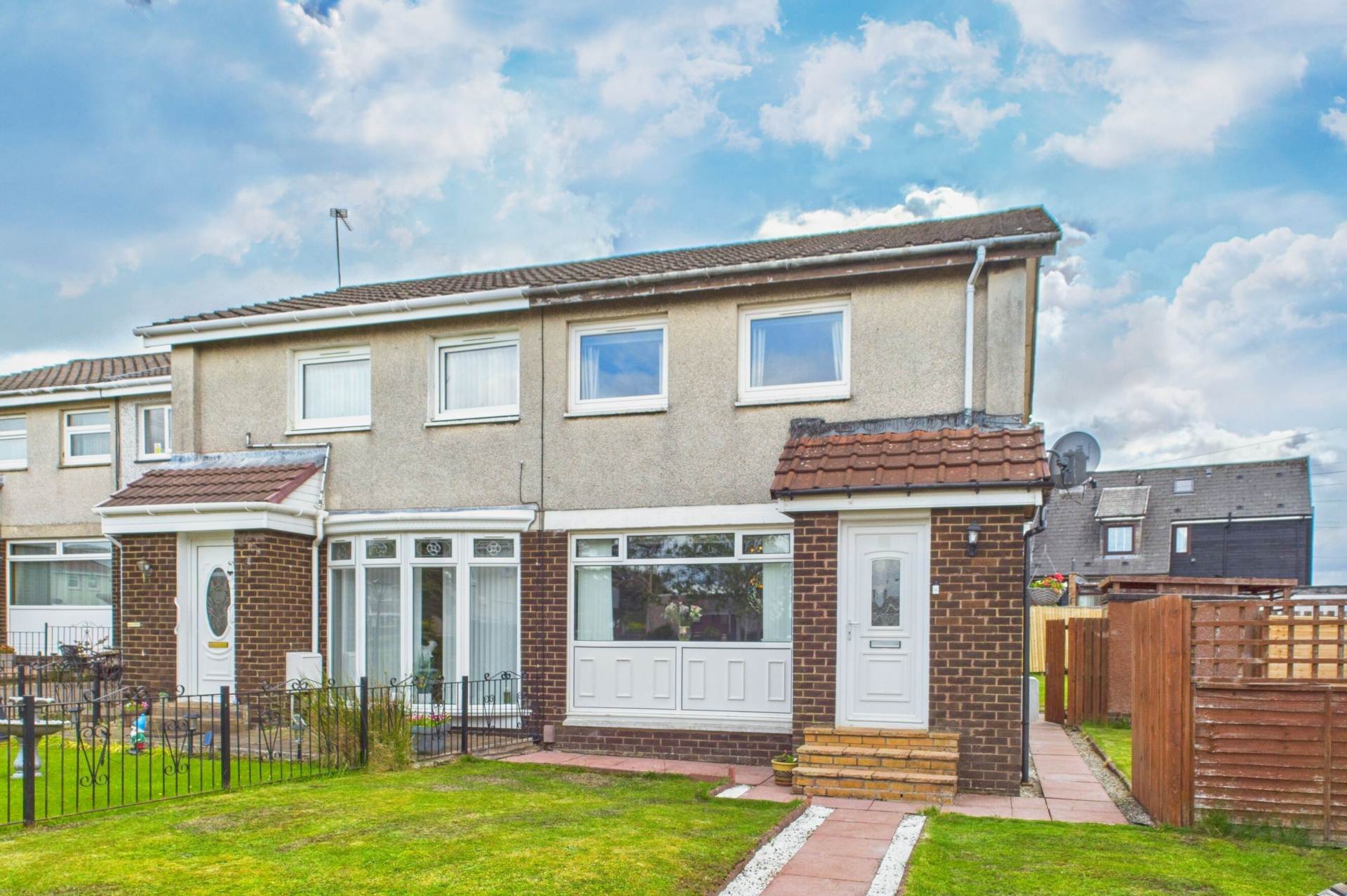 Seventh Avenue, Uddingston