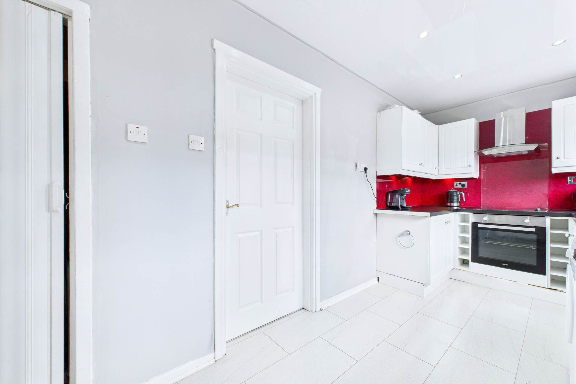 Seventh Avenue, Uddingston