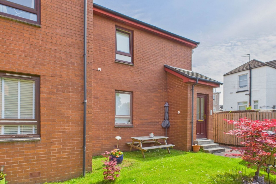 Images for Fishcoates Gardens, Burnside, Glasgow