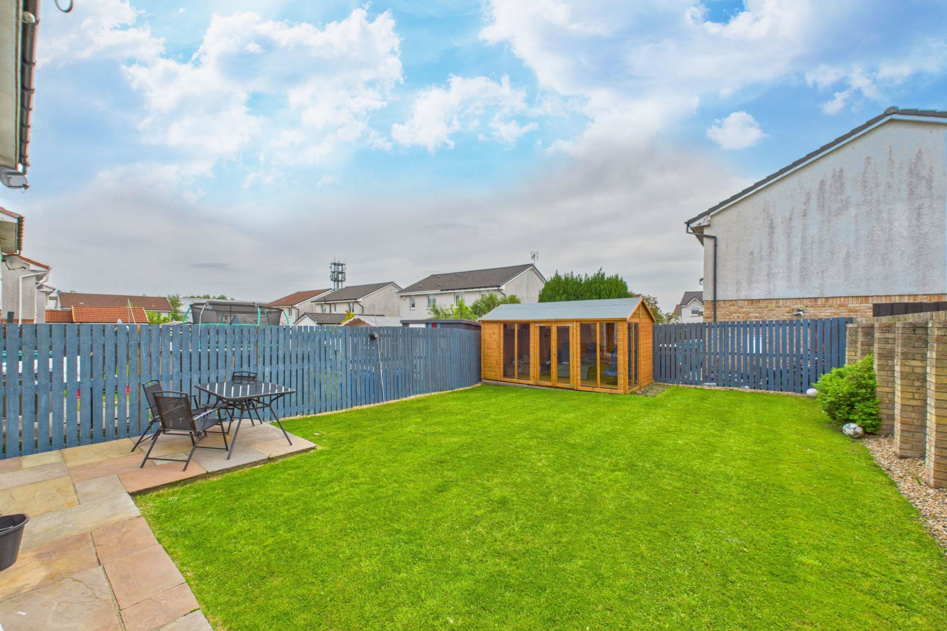 Bluebell Wynd, Wishaw