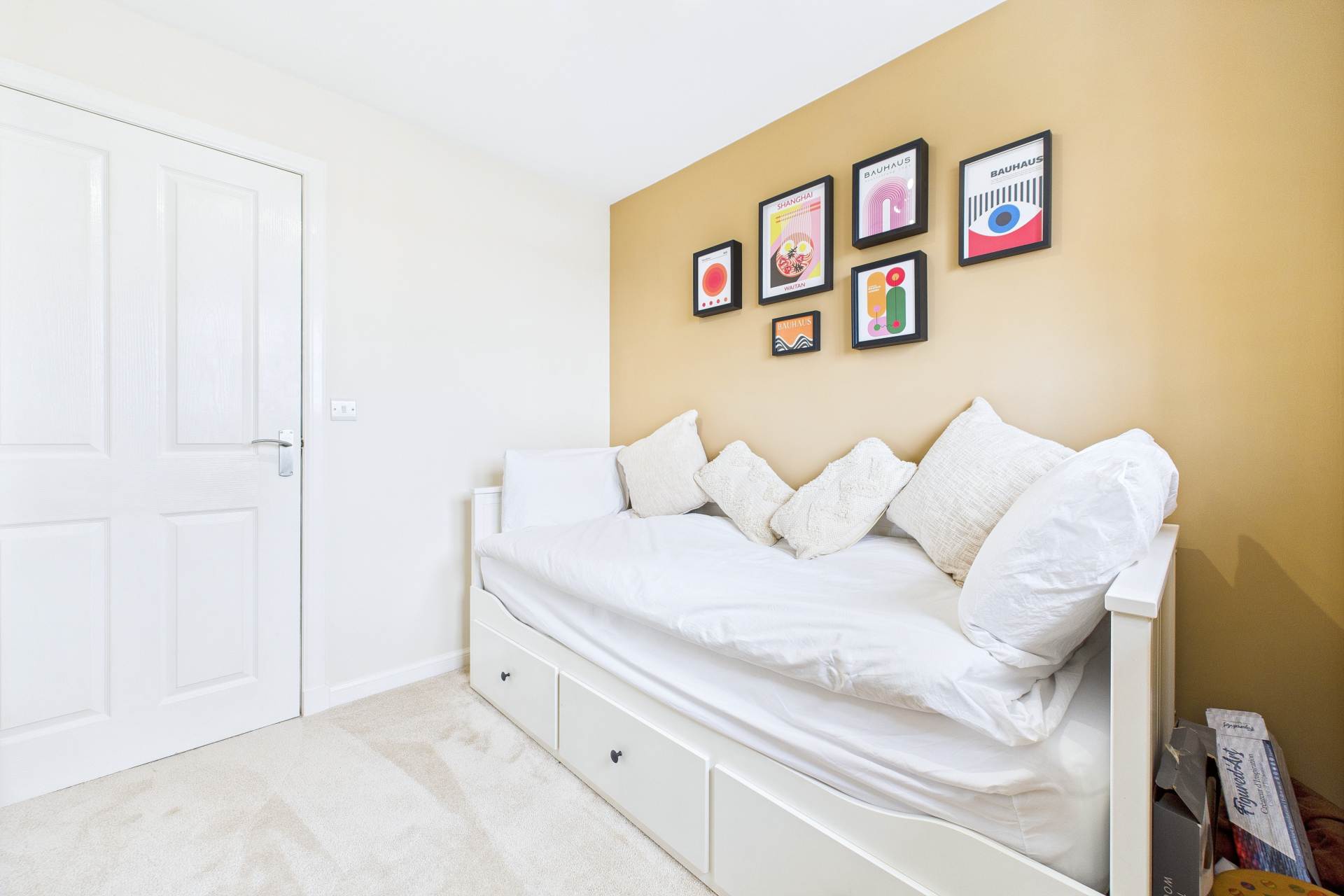 Leighton Court, Newton Farm, Cambuslang
