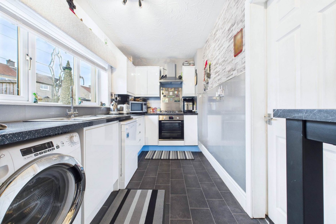 Images for Annieshill View, Plains, Airdrie