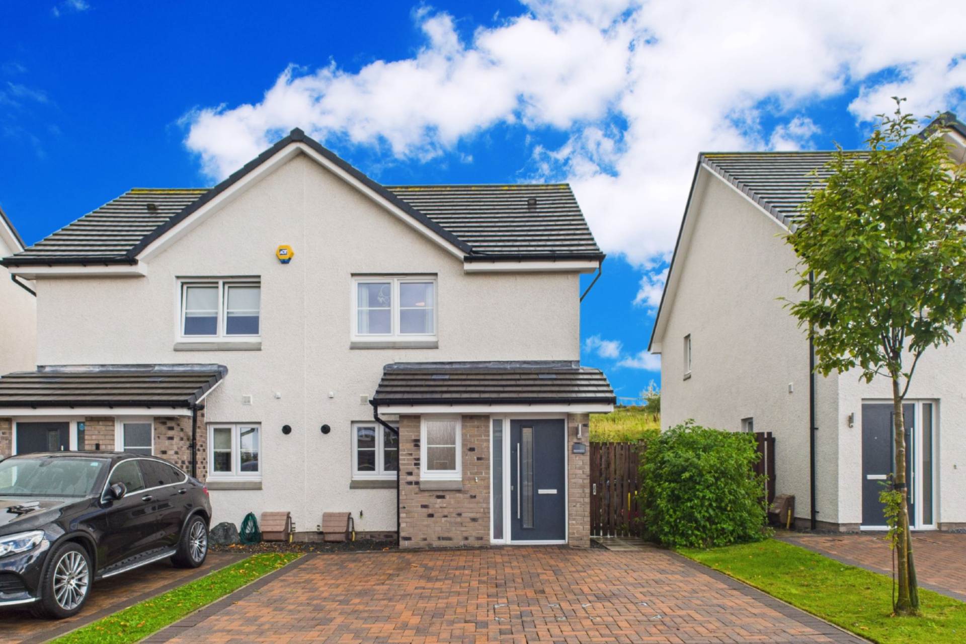 Clare Crescent, Larkhall