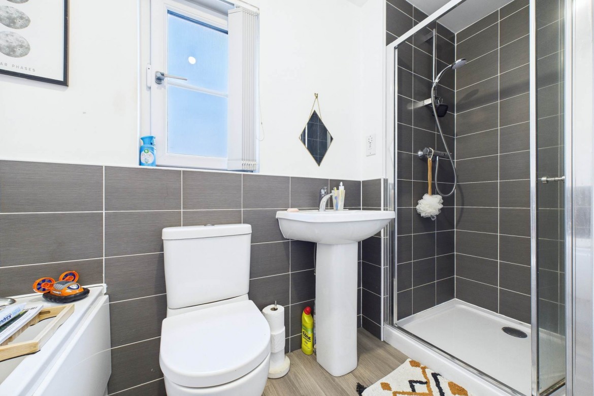 Images for Clare Crescent, Larkhall