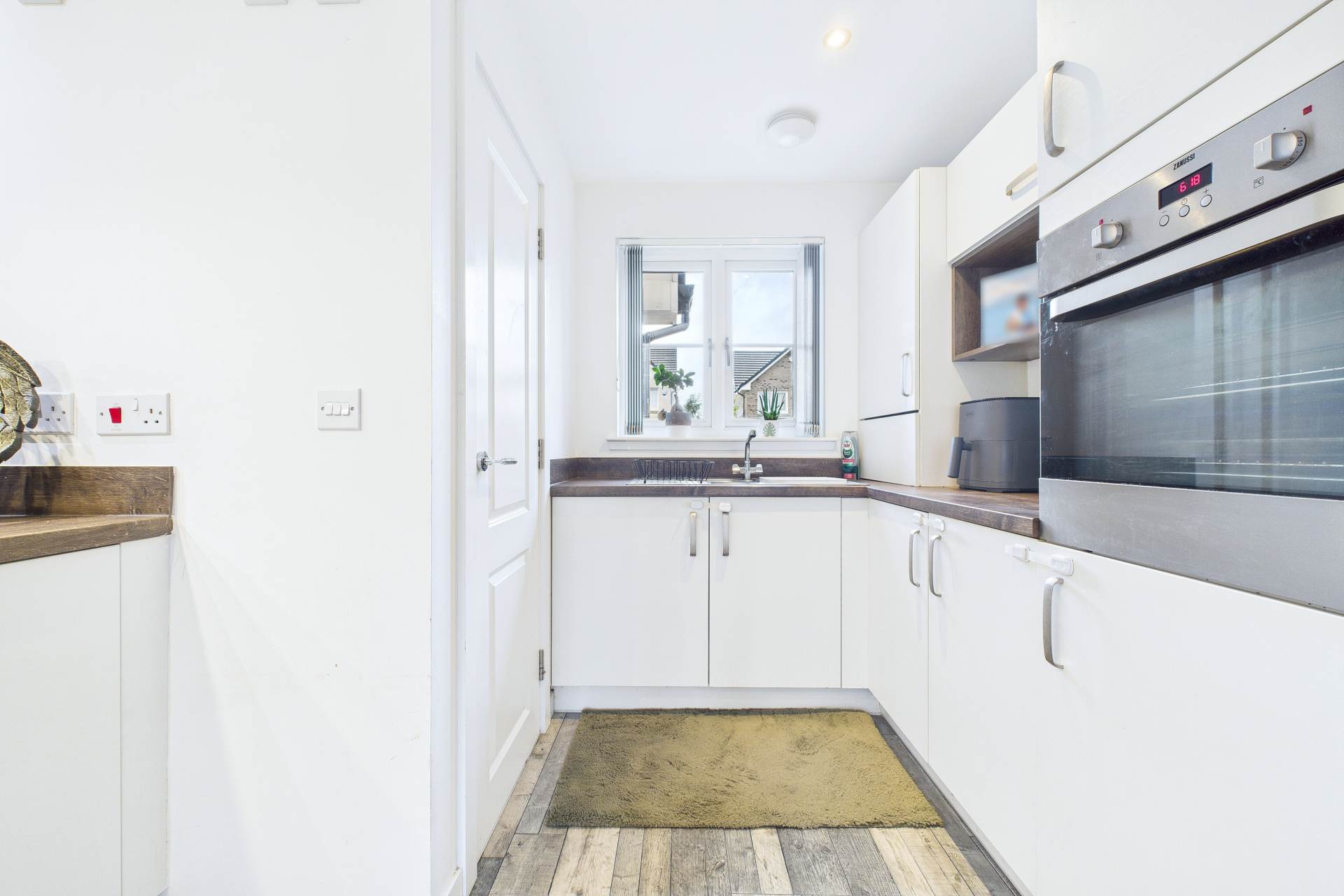 Clare Crescent, Larkhall