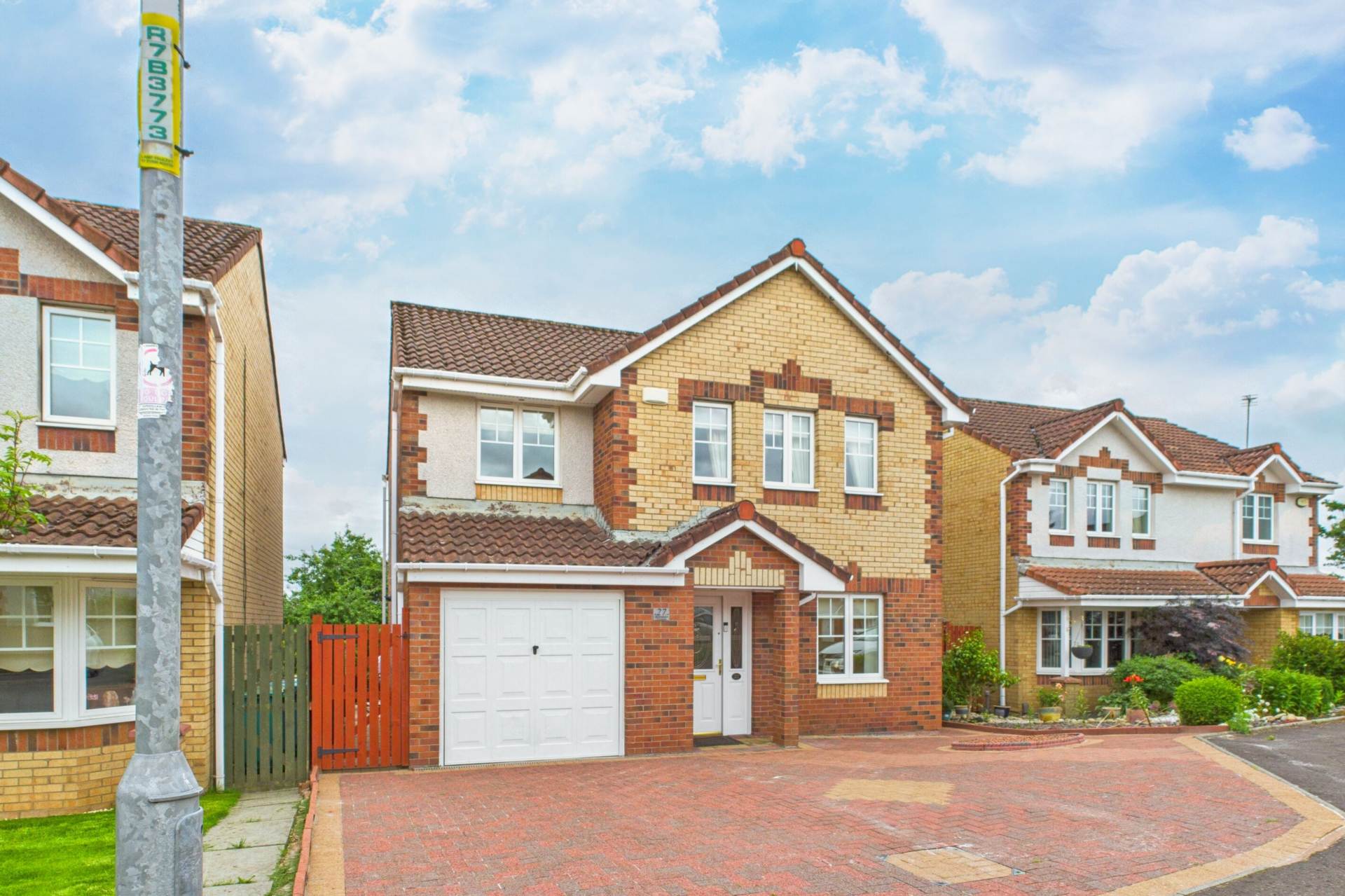 Springbank Crescent, Carfin, Motherwell