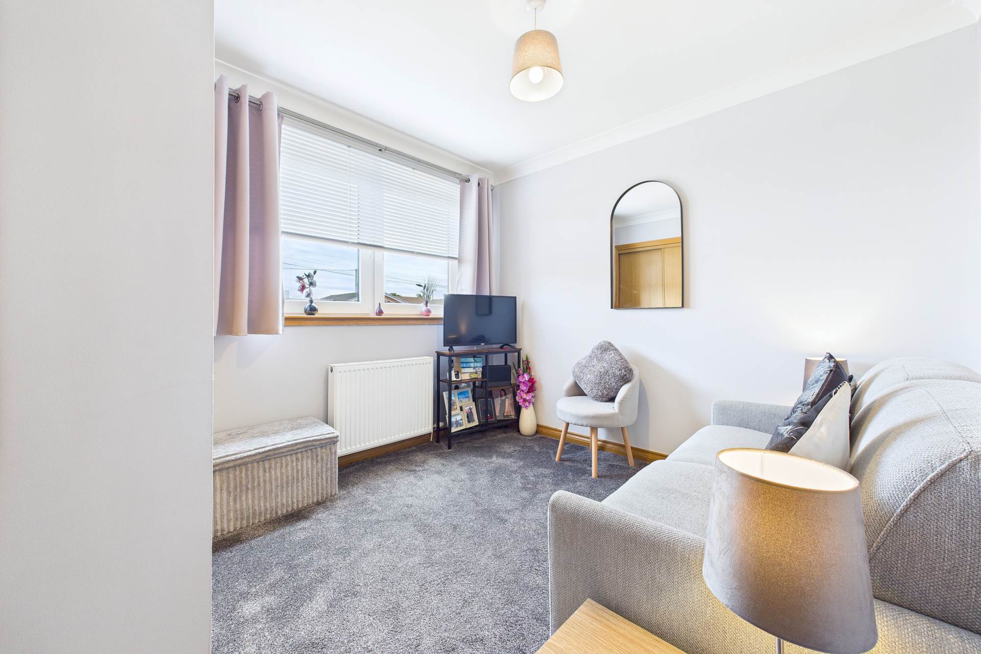 Pipers Court, Shotts