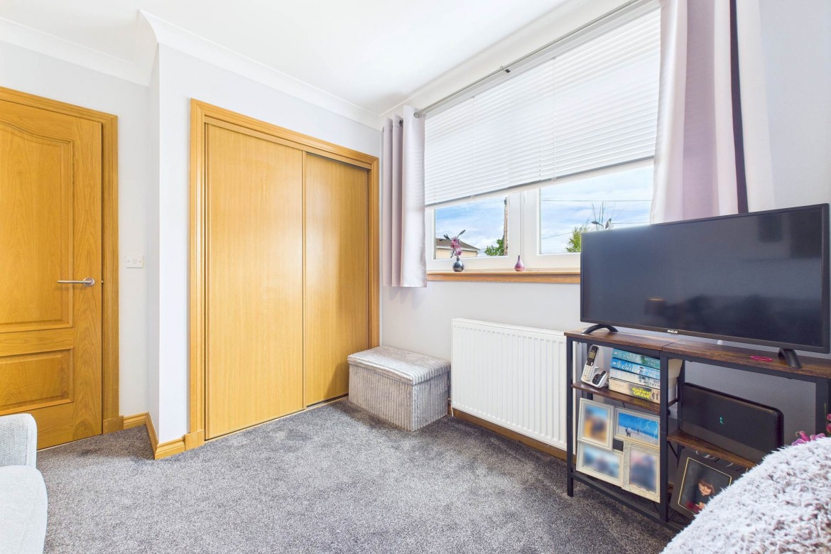 Images for Pipers Court, Shotts