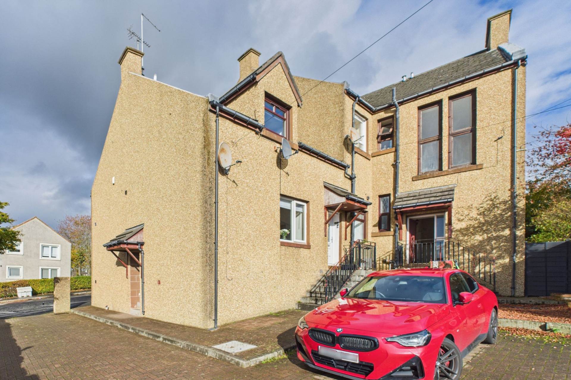 Ladywell Road, Motherwell