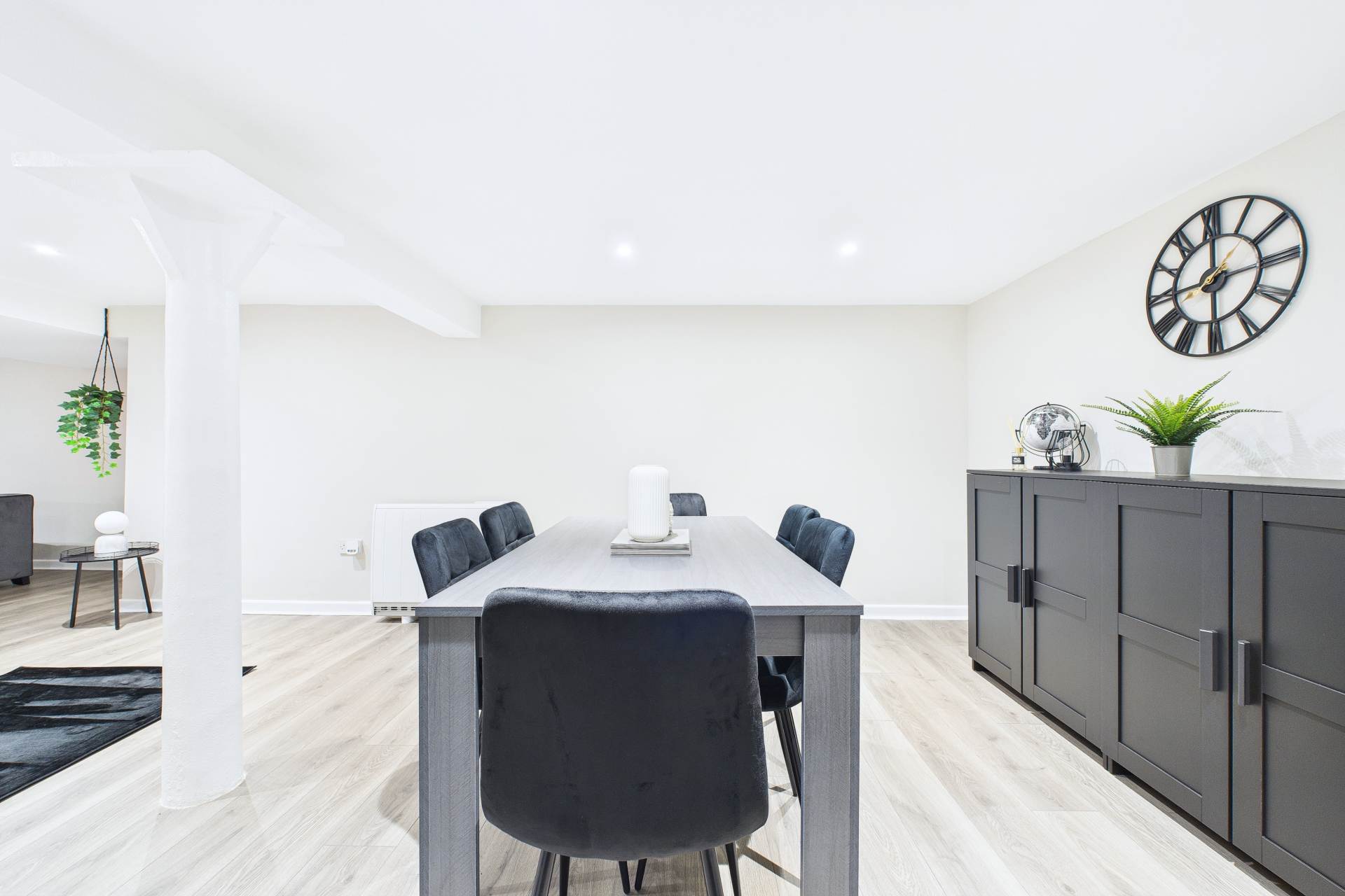 Ladywell Road, Motherwell