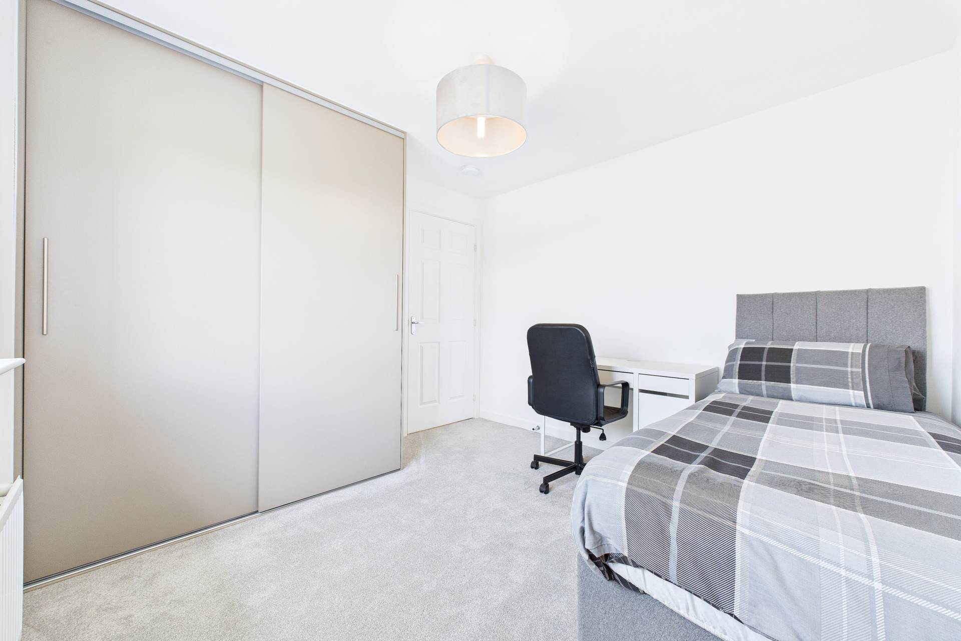 Twister Crescent, Stonehouse