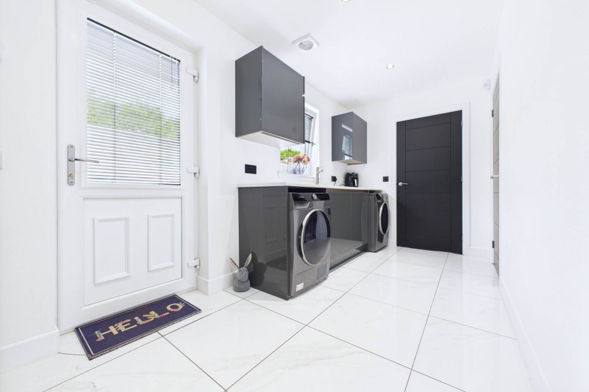 Images for Clyde Grove, Crossford