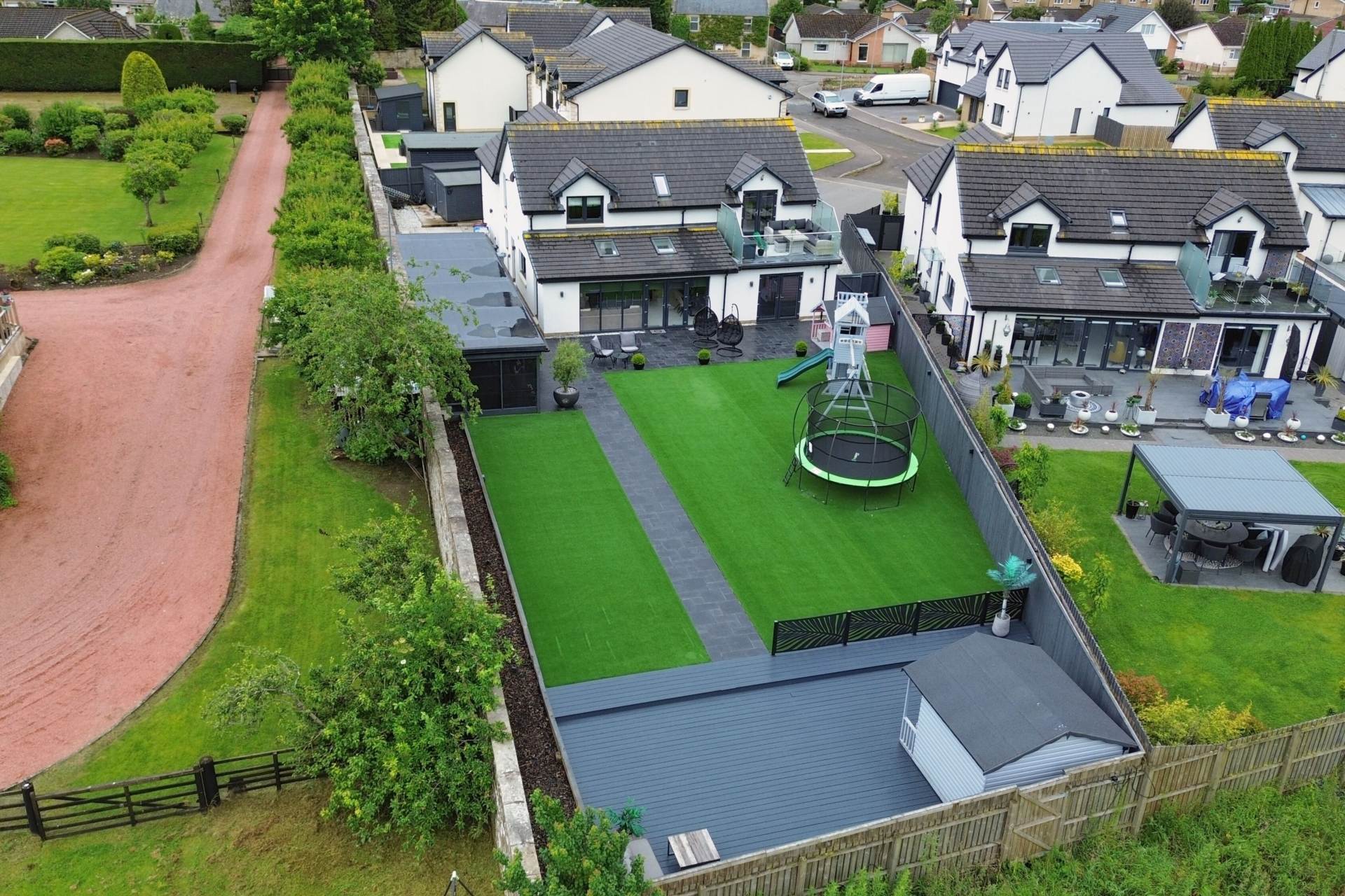 Clyde Grove, Crossford