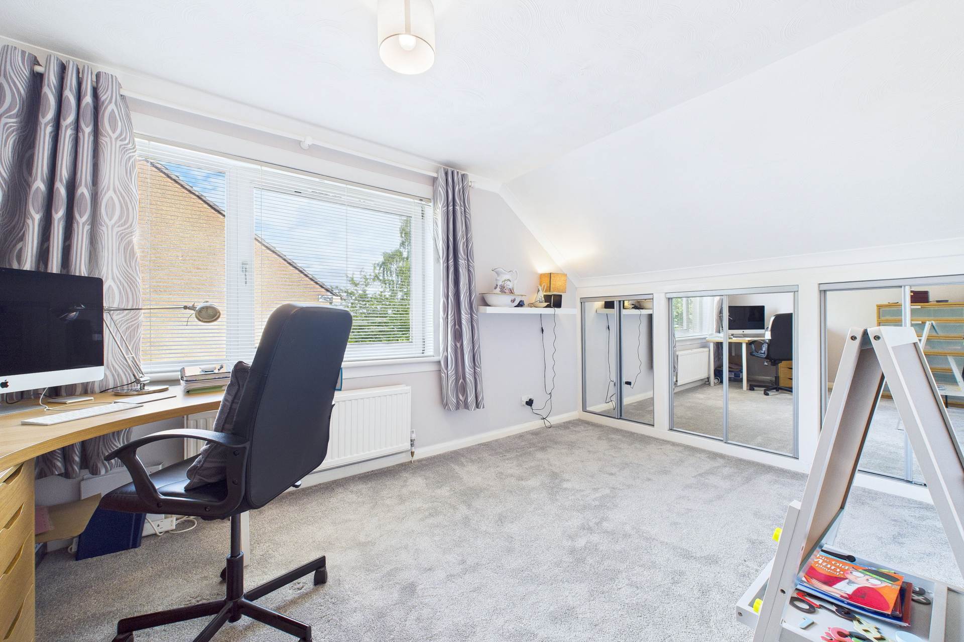 Chantinghall Road, Hamilton
