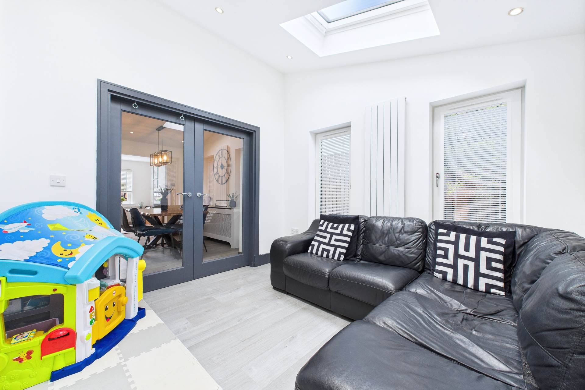 Albert Quadrant, Motherwell