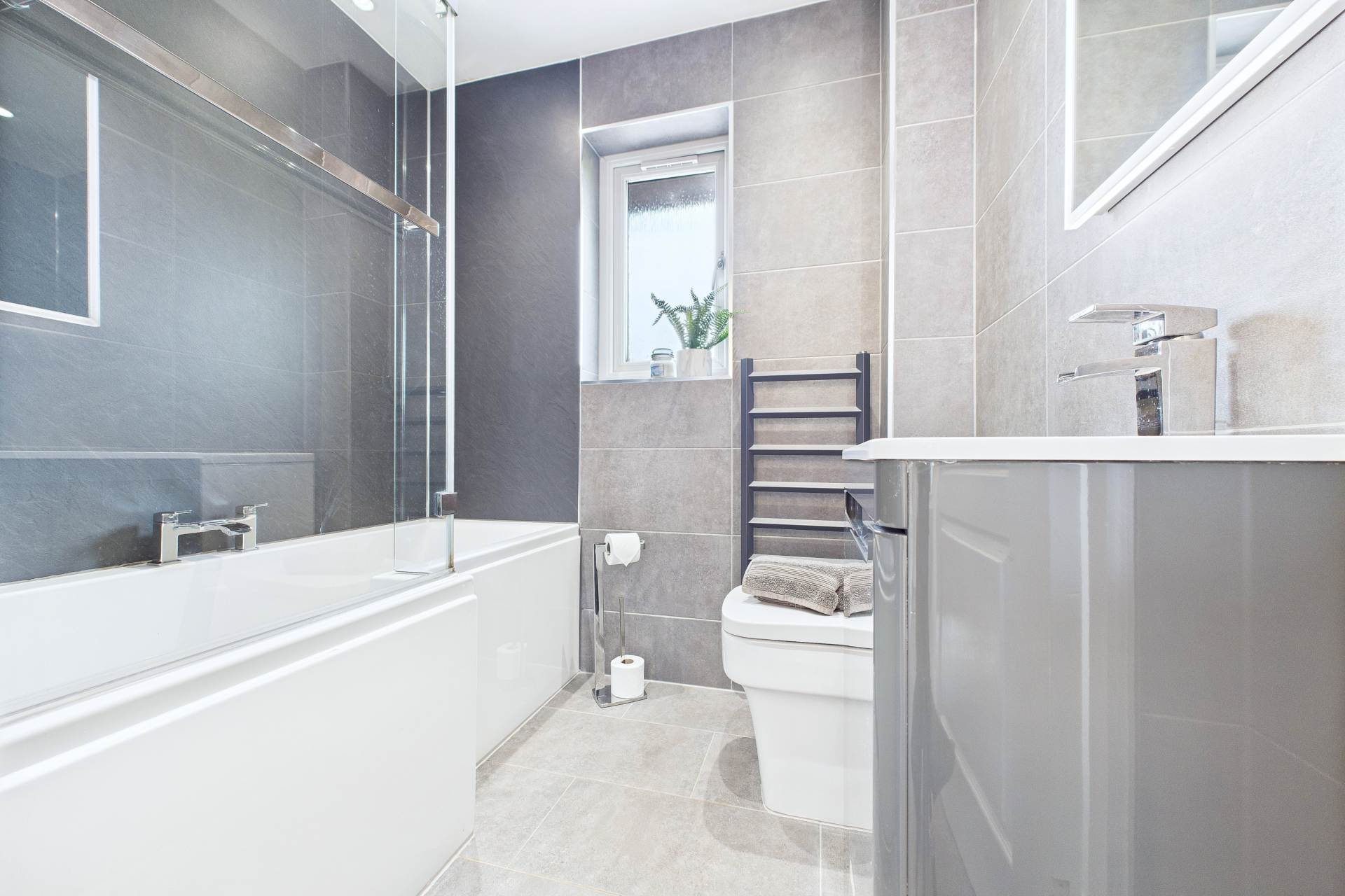 Albert Quadrant, Holytown, Motherwell