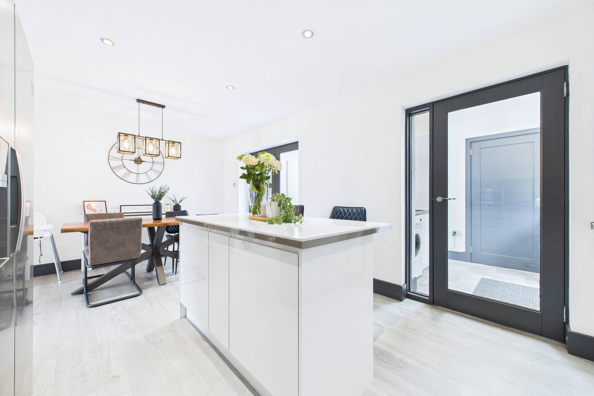 Albert Quadrant, Holytown, Motherwell