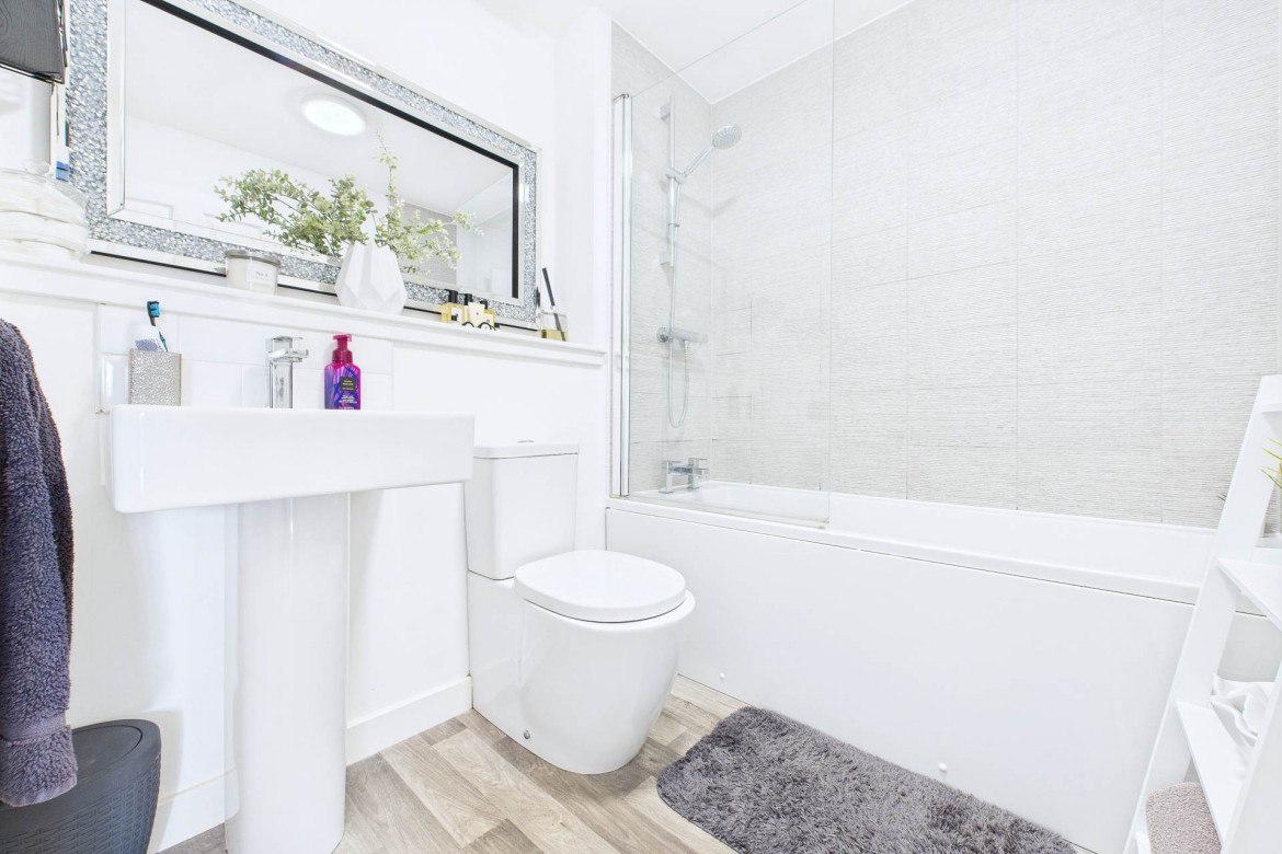 Images for Bartonshill Way, Broomhouse, Uddingston