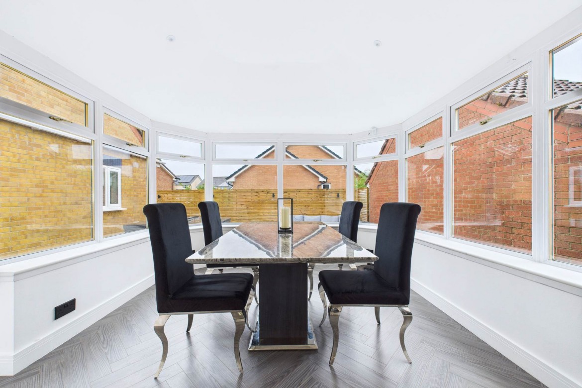 Images for Skylands Place, Hamilton
