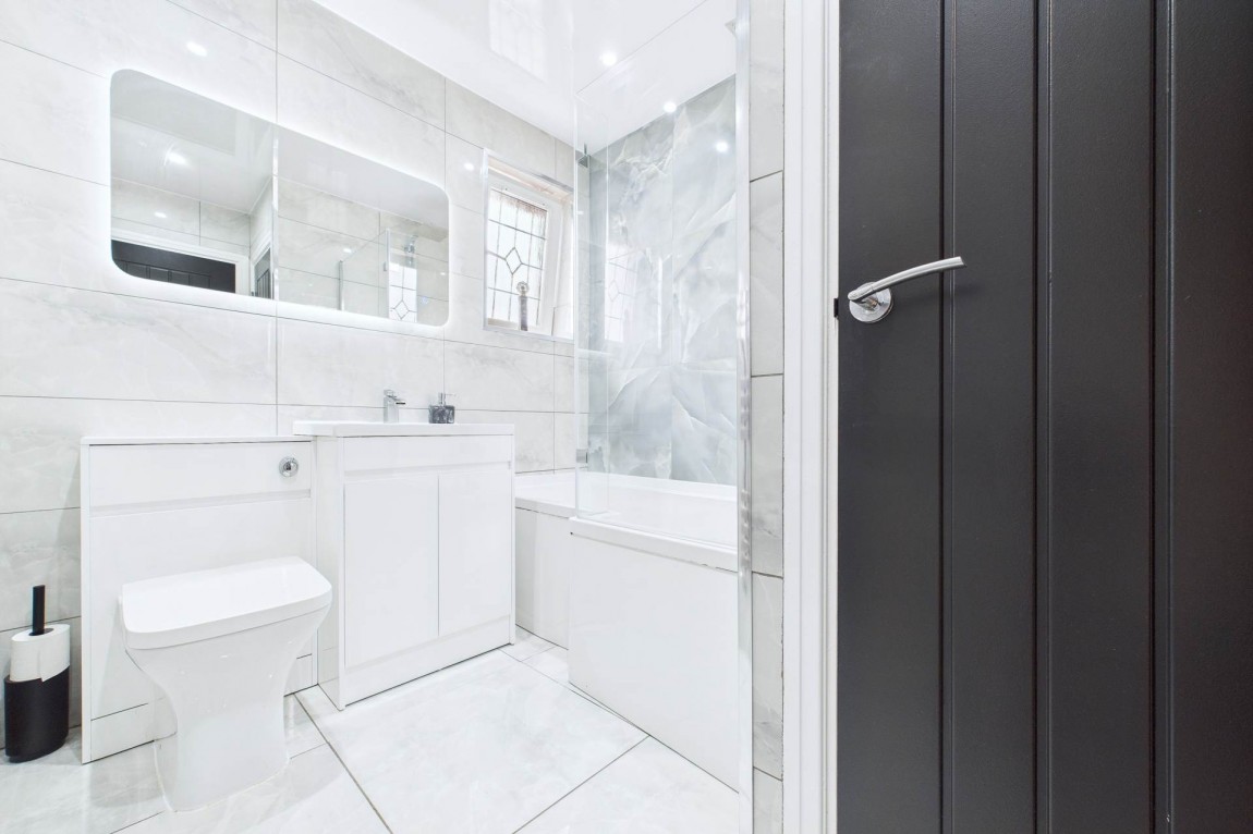 Images for Skylands Place, Hamilton