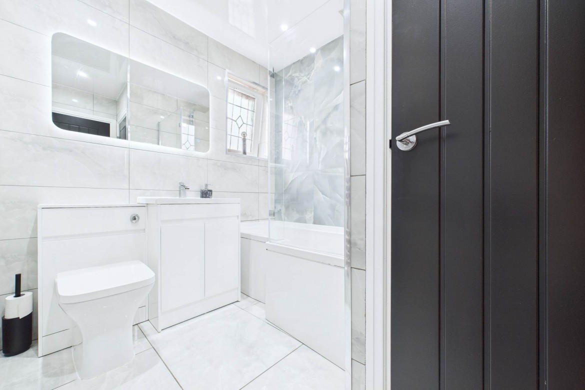 Images for Skylands Place, Hamilton