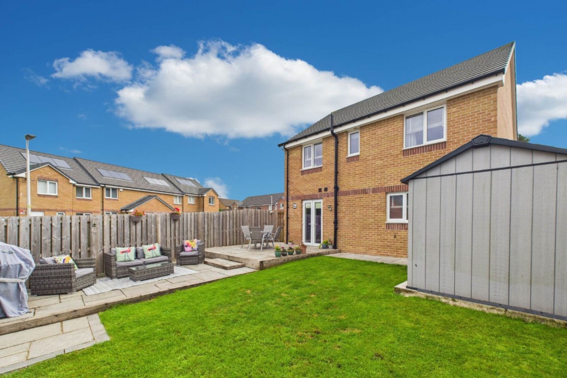 Images for Cullen Crescent, Carluke