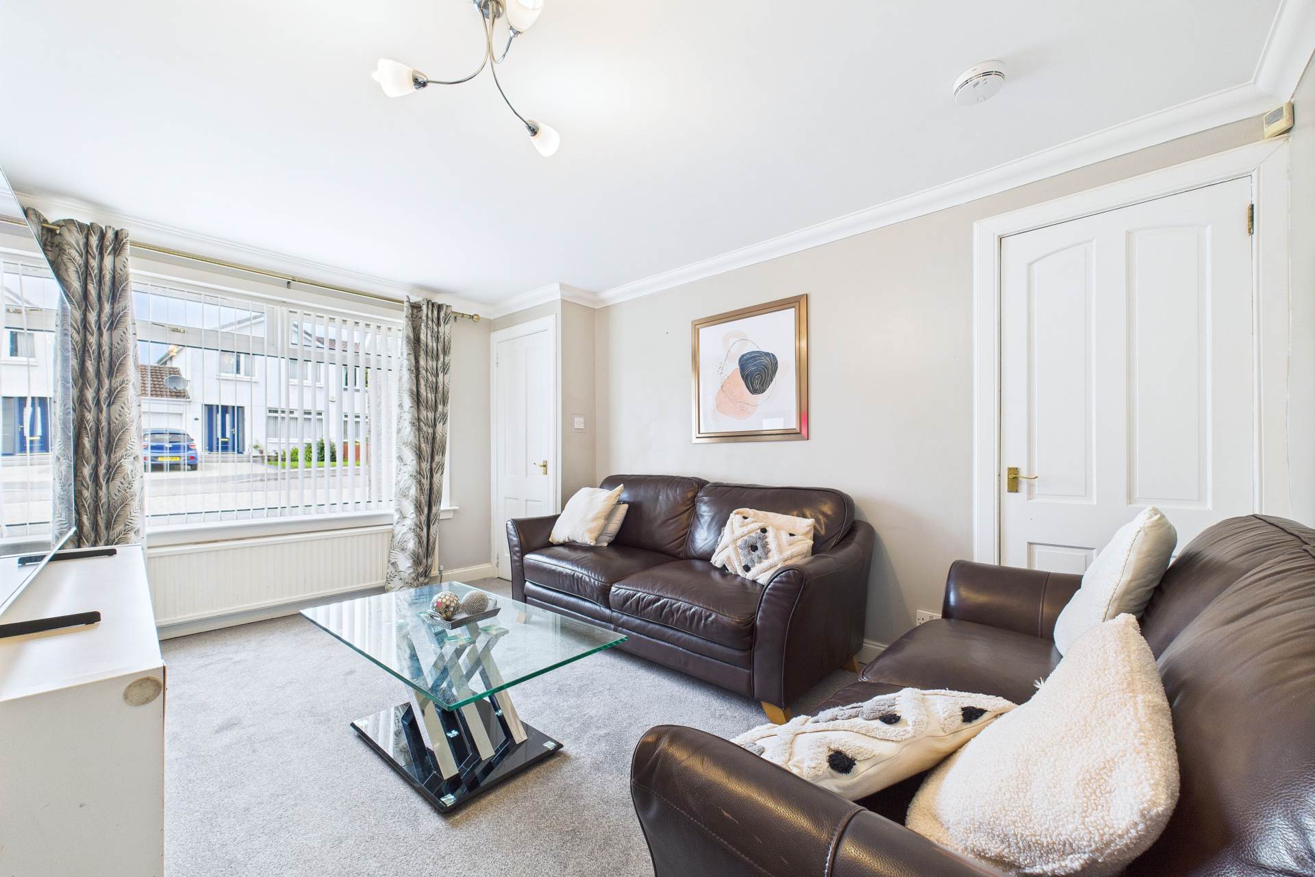 Invergarry Quadrant, Thornliebank