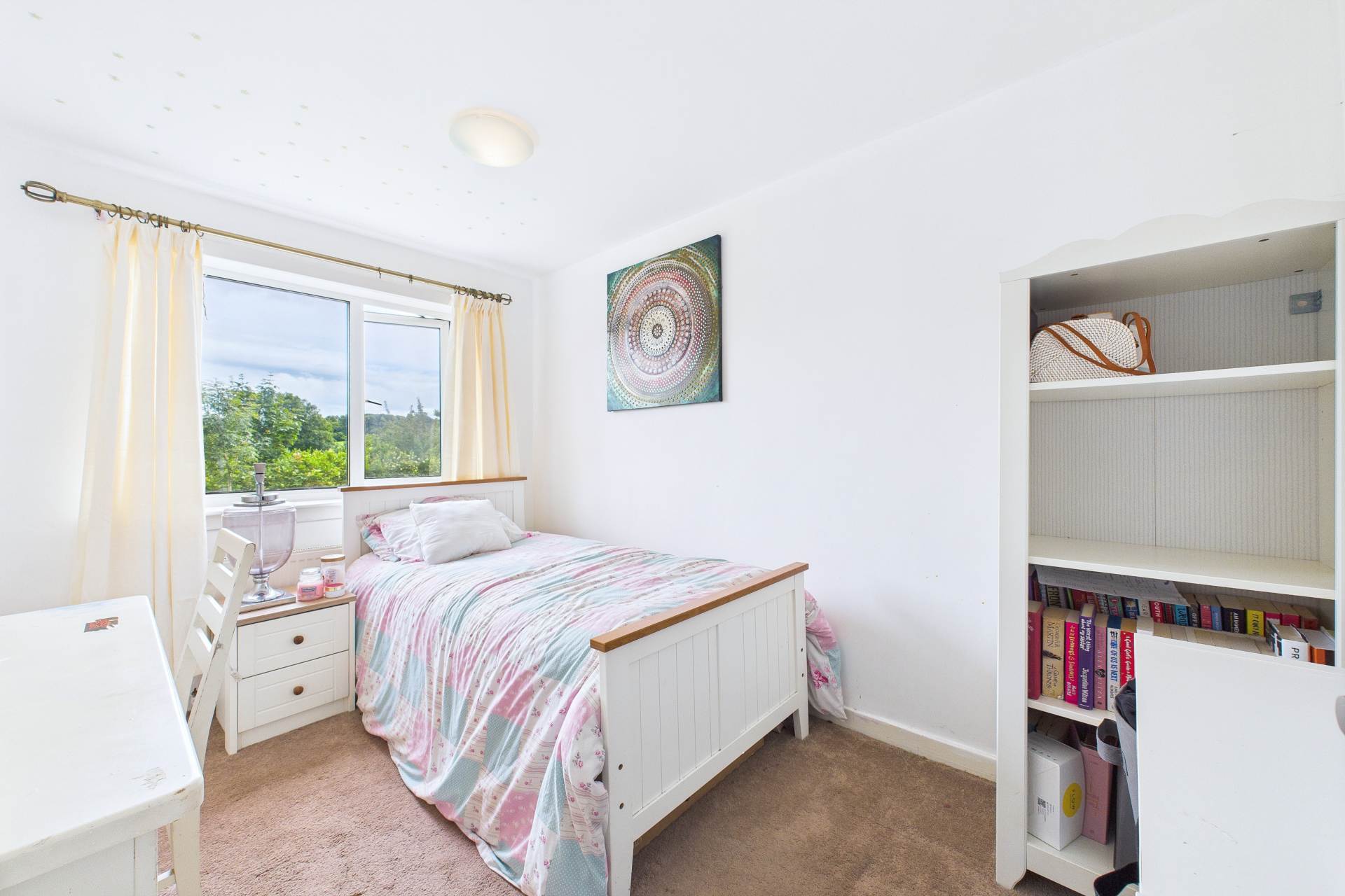 Invergarry Quadrant, Thornliebank
