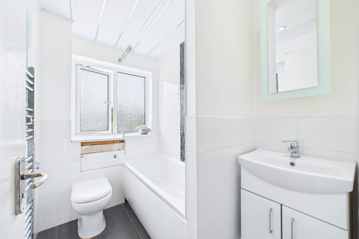 Images for Invergarry Quadrant, Thornliebank