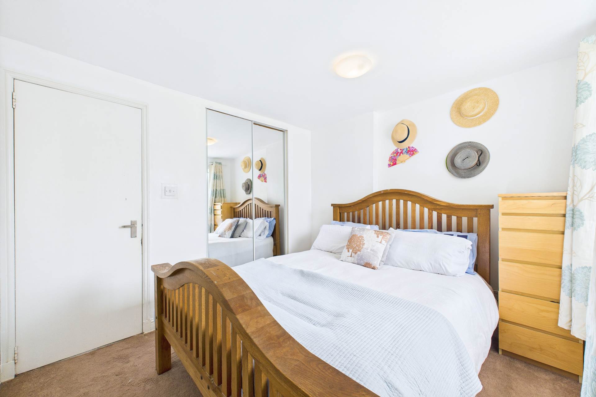 Invergarry Quadrant, Thornliebank