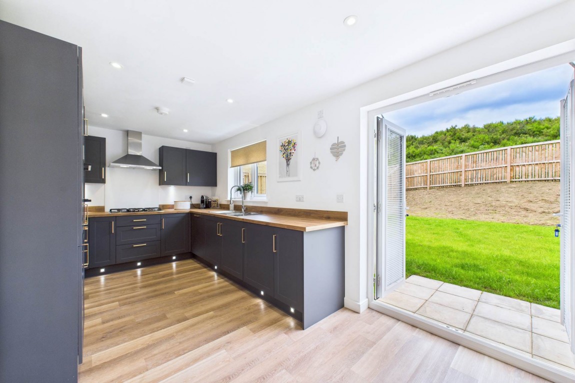 Images for Elder Drive, Glasgow