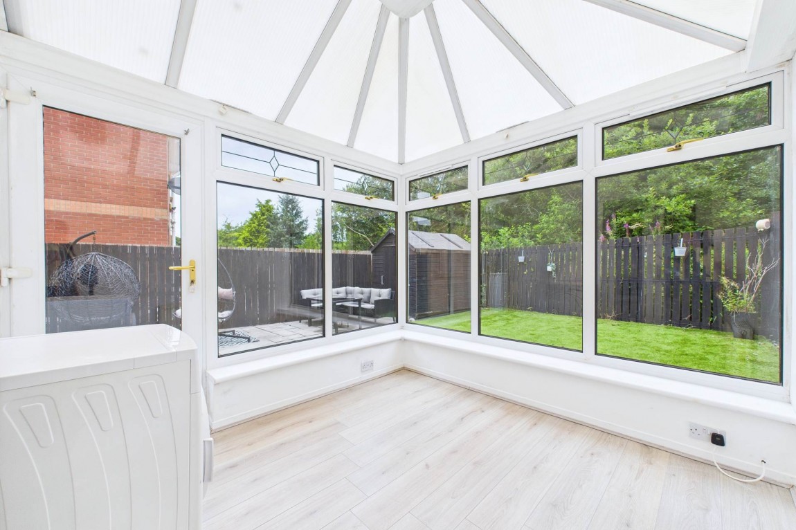 Images for Carr Quadrant, Mossend, Bellshill