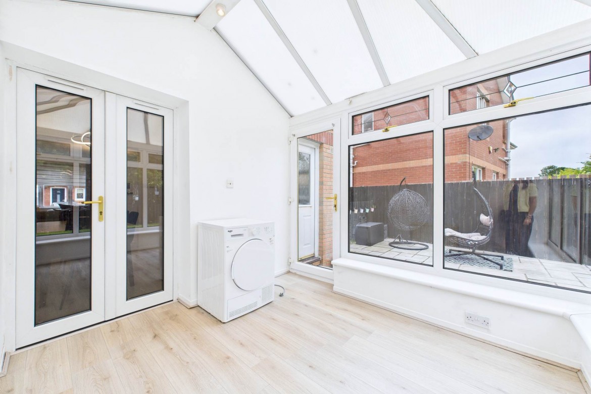 Images for Carr Quadrant, Mossend, Bellshill