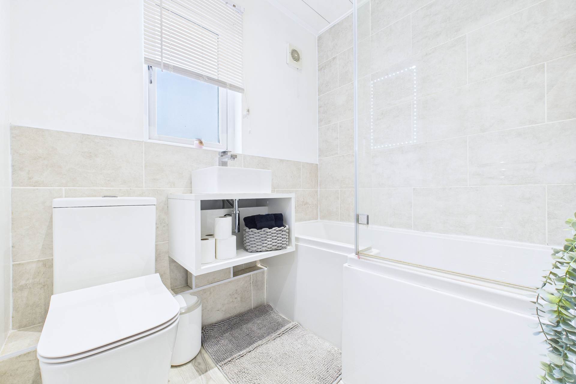 Carr Quadrant, Mossend, Bellshill