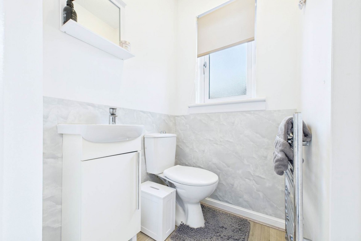 Images for Carr Quadrant, Mossend, Bellshill