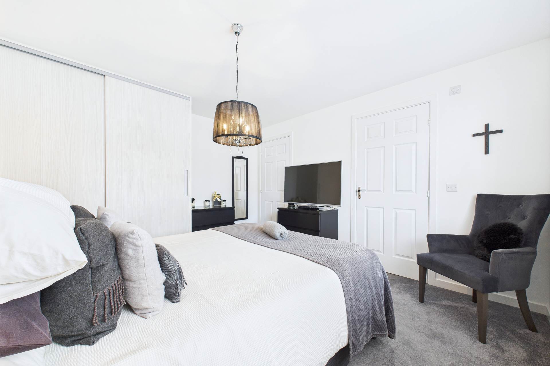 Lotus Crescent, Cleland