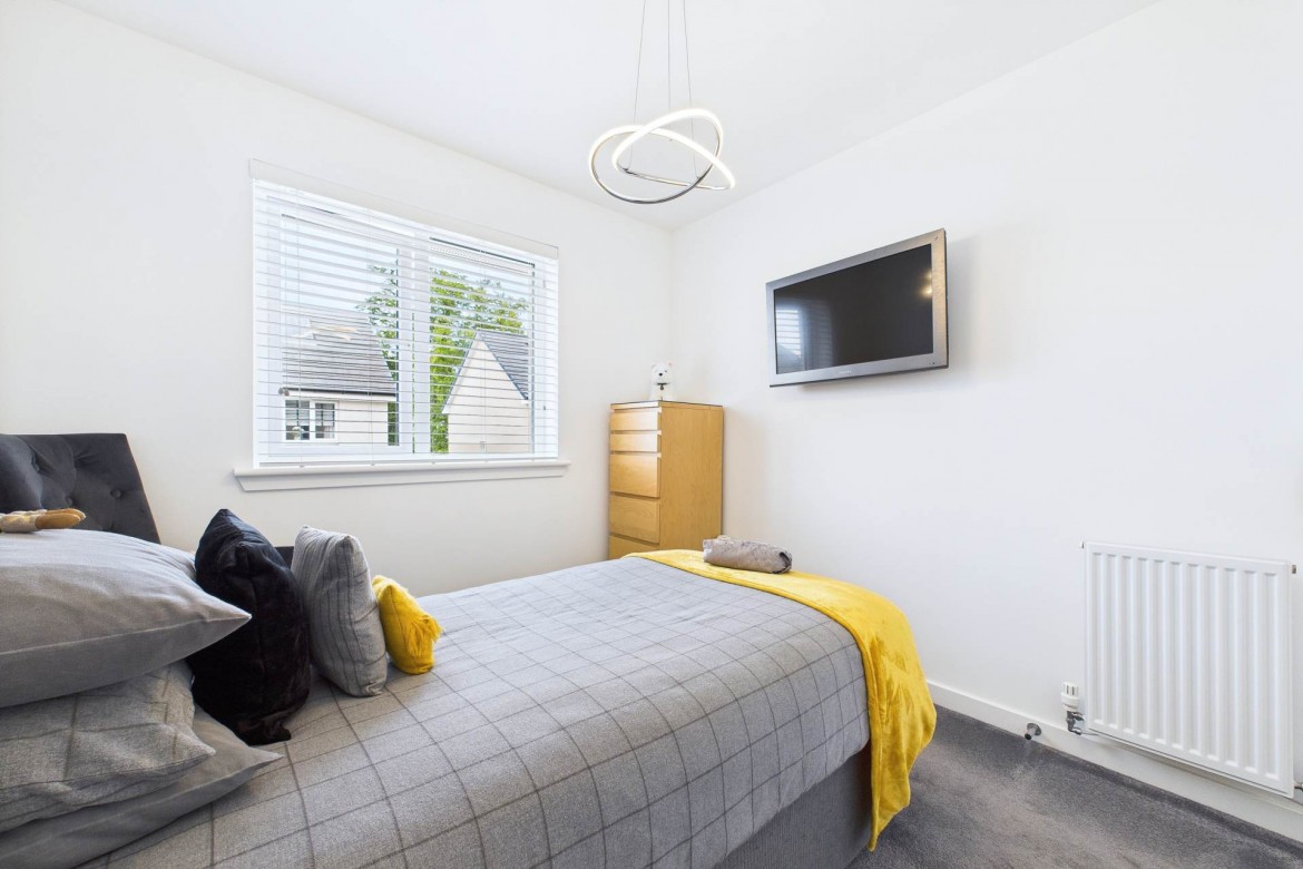 Images for Lotus Crescent, Cleland