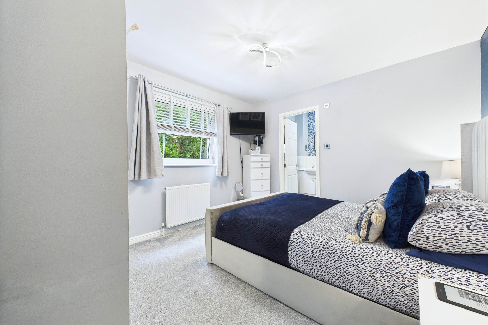 Dunnet Court, West Craigs