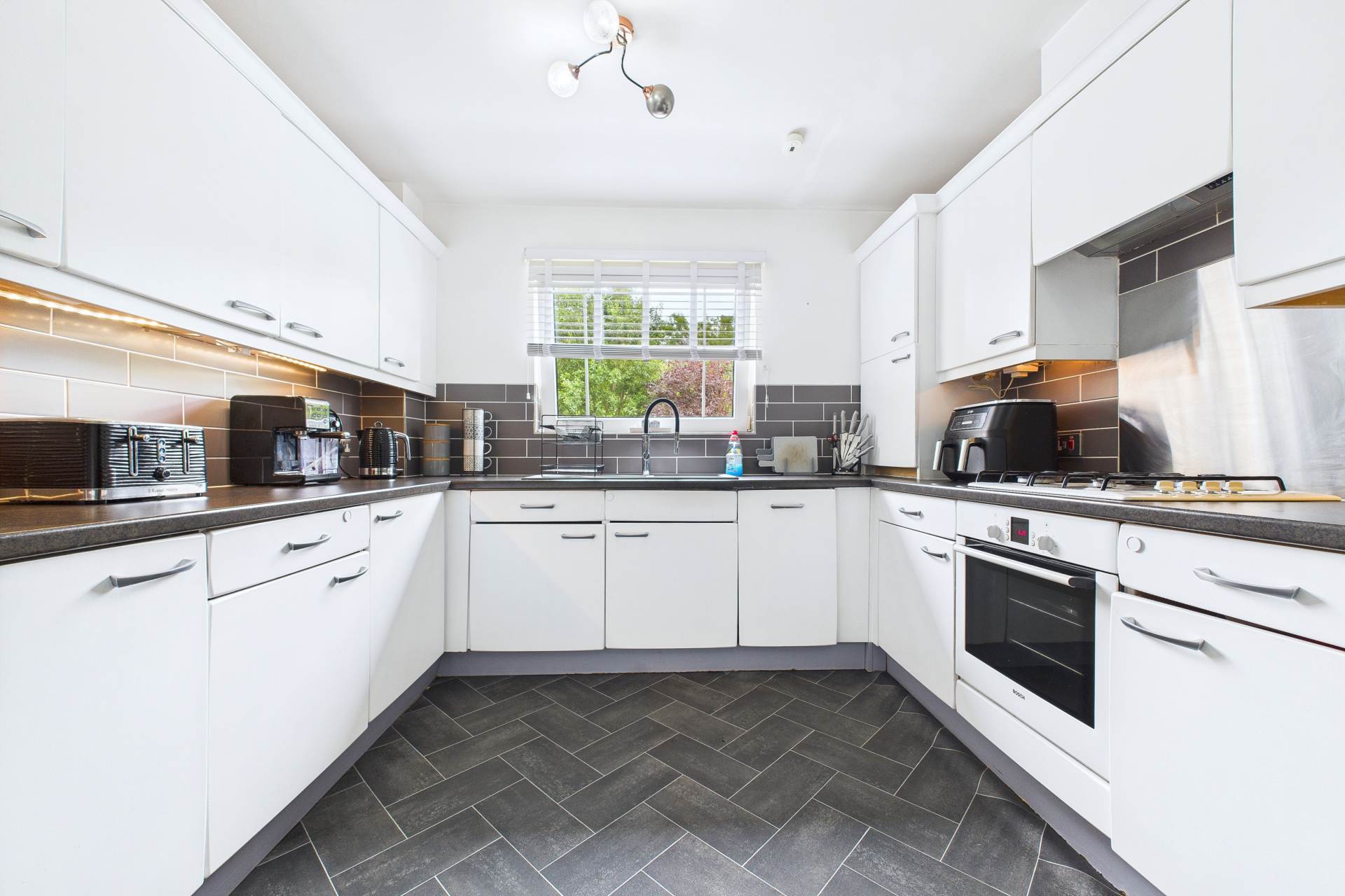 Dunnet Court, West Craigs