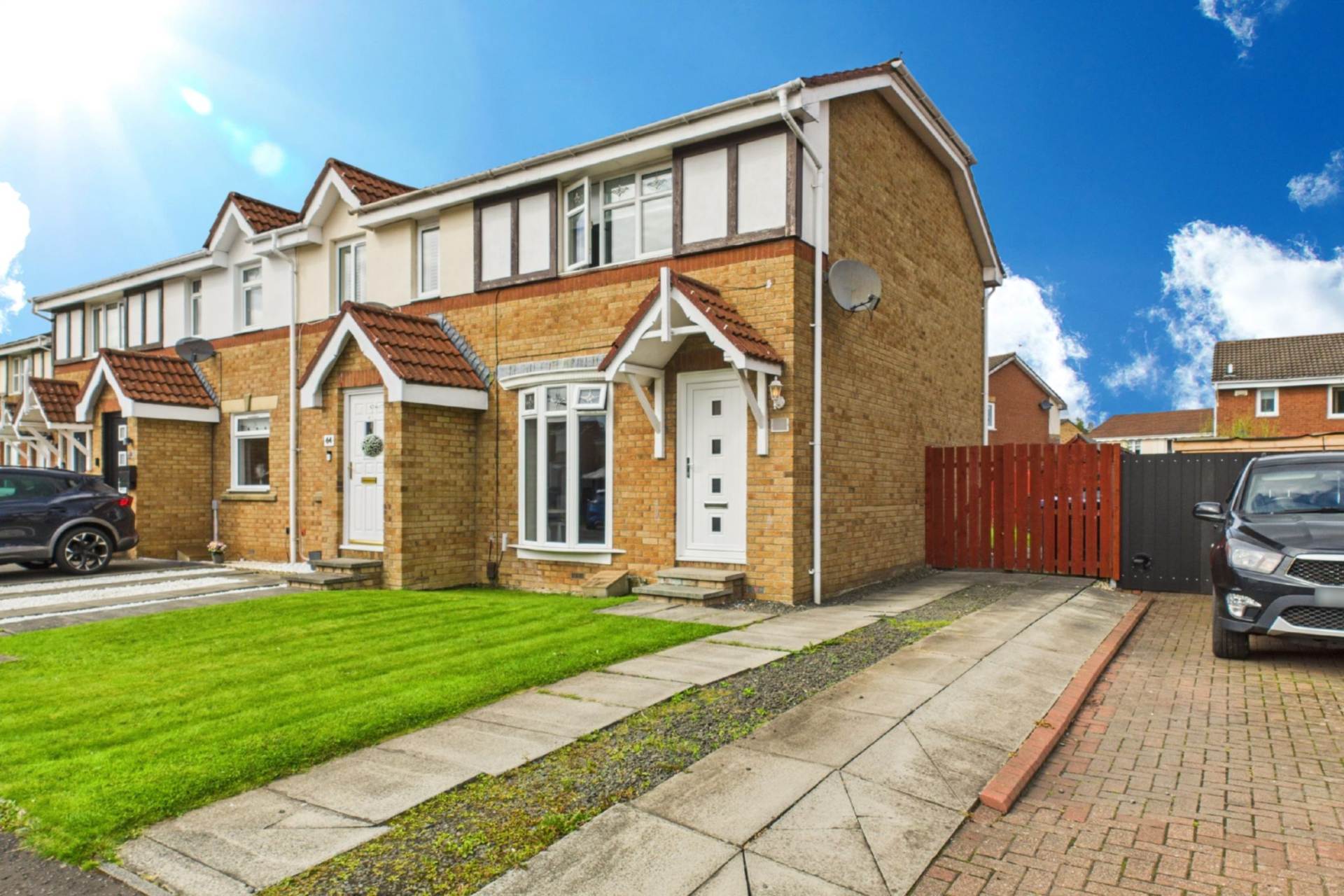 Glendeveron Way, Carfin