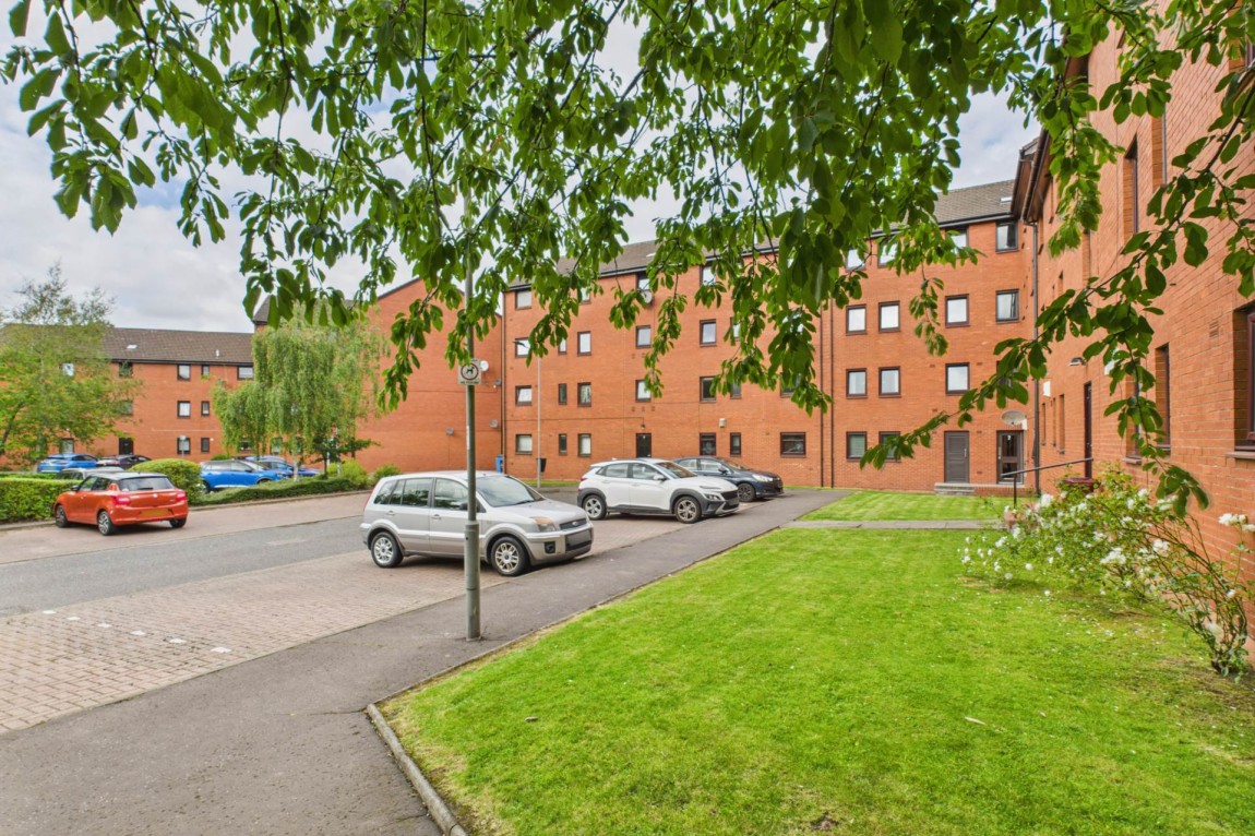 Images for Burnhill Quadrant, Rutherglen, Glasgow