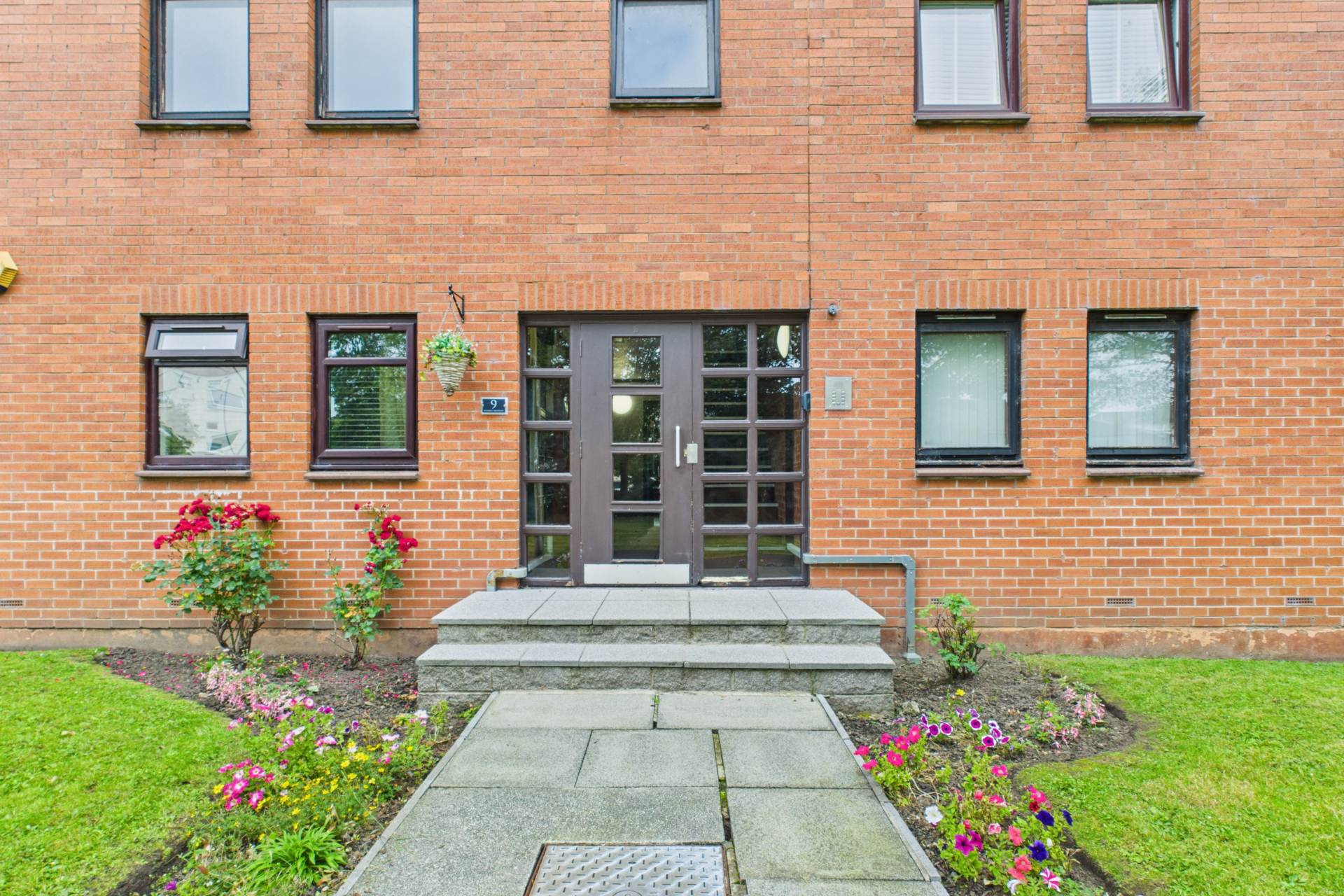 Burnhill Quadrant, Rutherglen, Glasgow