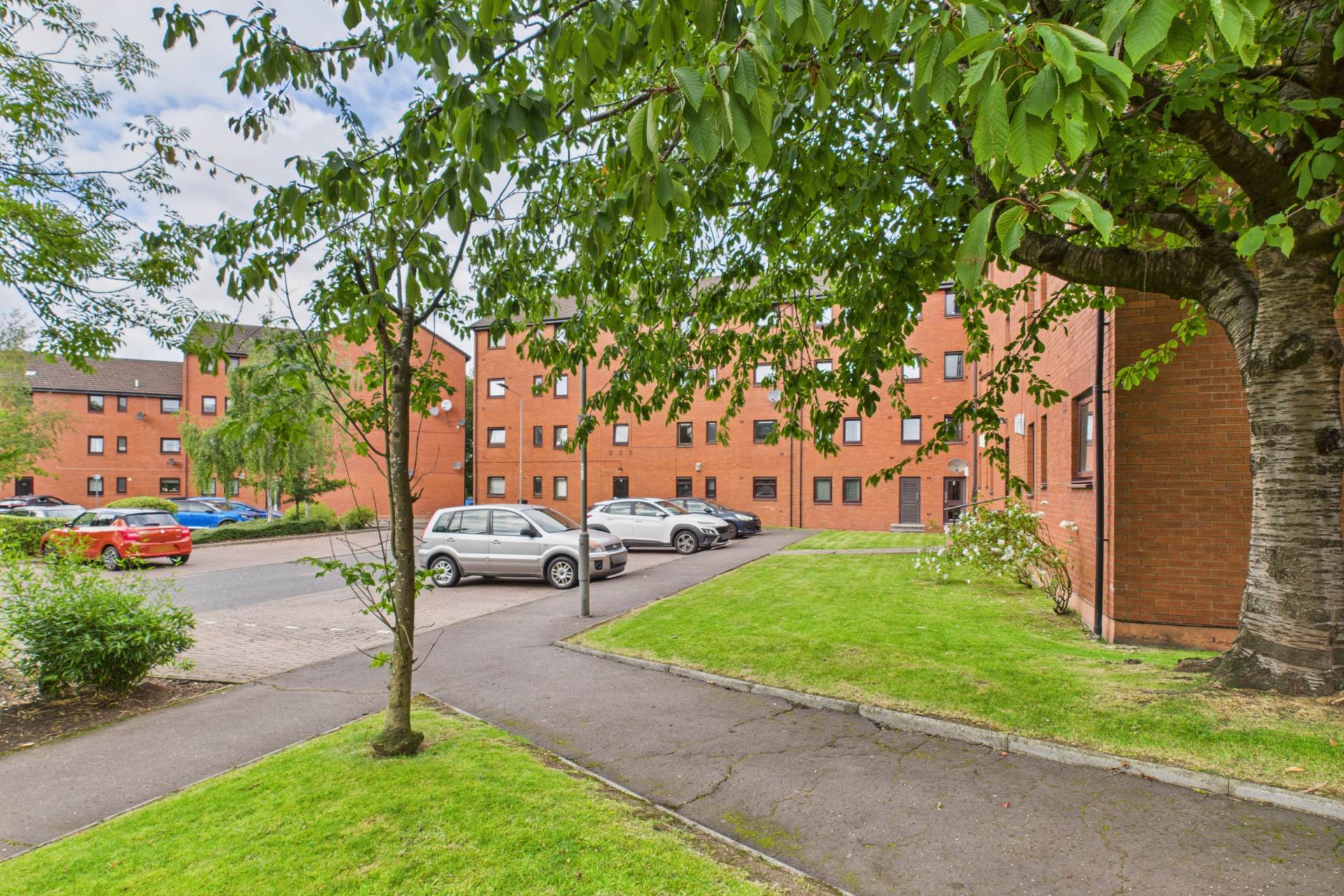 Burnhill Quadrant, Rutherglen, Glasgow