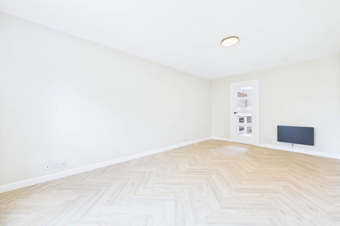 Images for Burnhill Quadrant, Rutherglen, Glasgow
