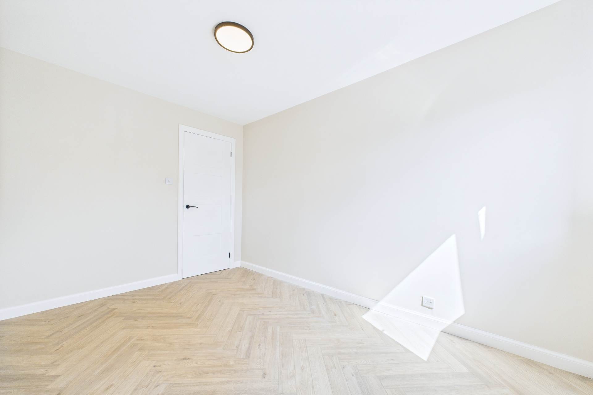 Burnhill Quadrant, Rutherglen, Glasgow