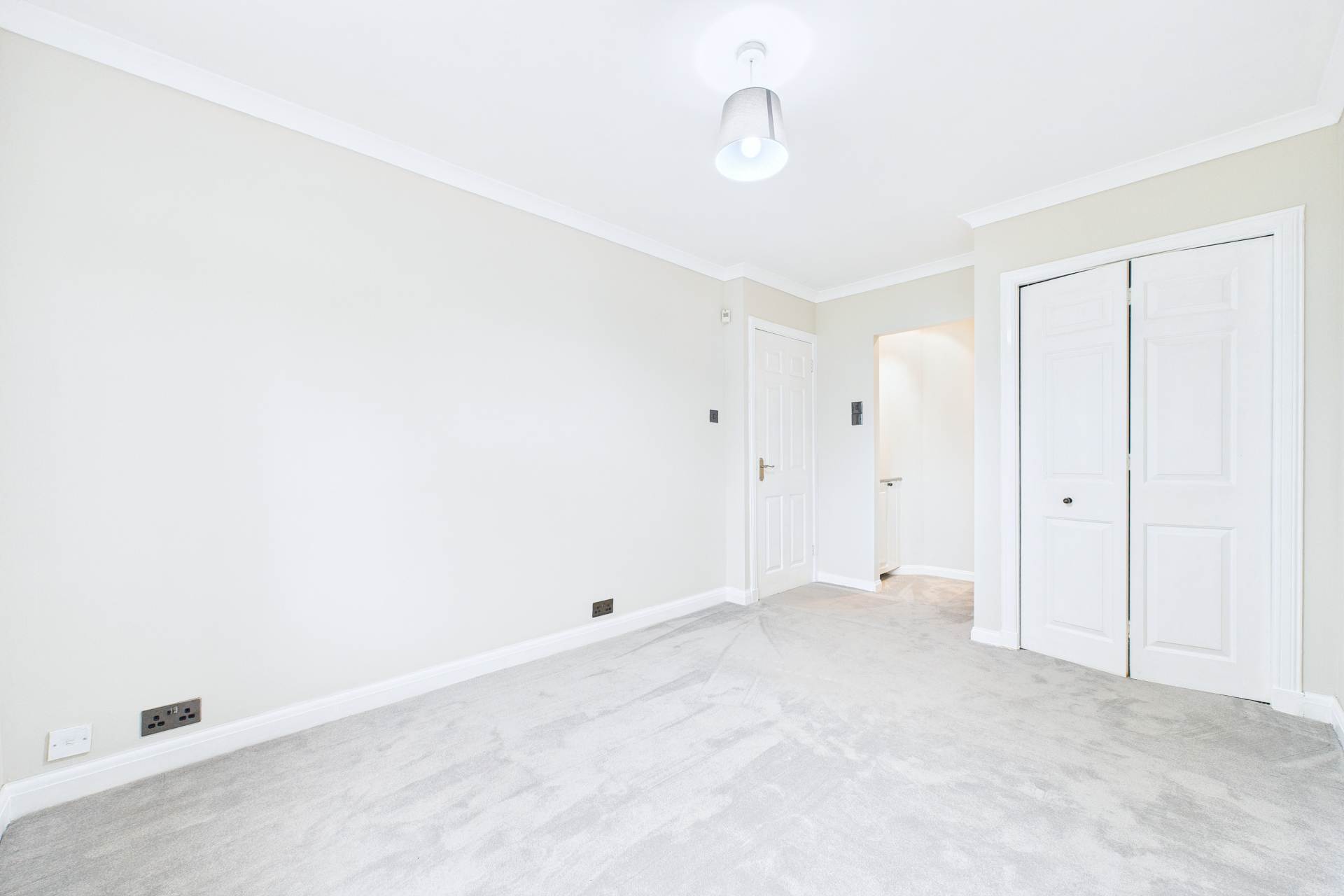 Mahon Court, Glasgow